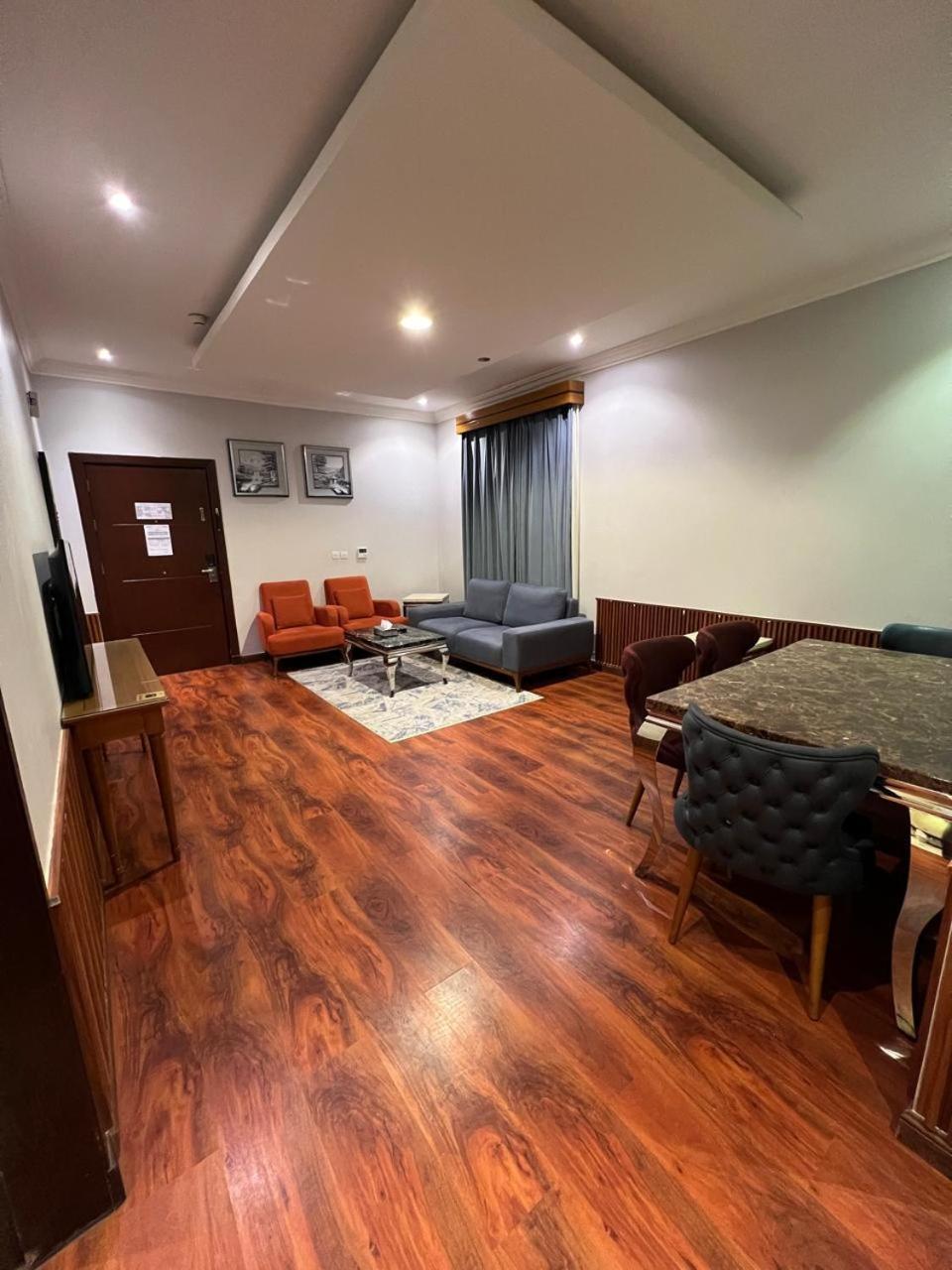 Almasem Luxury Hotel suite 6 Riyad Chambre photo