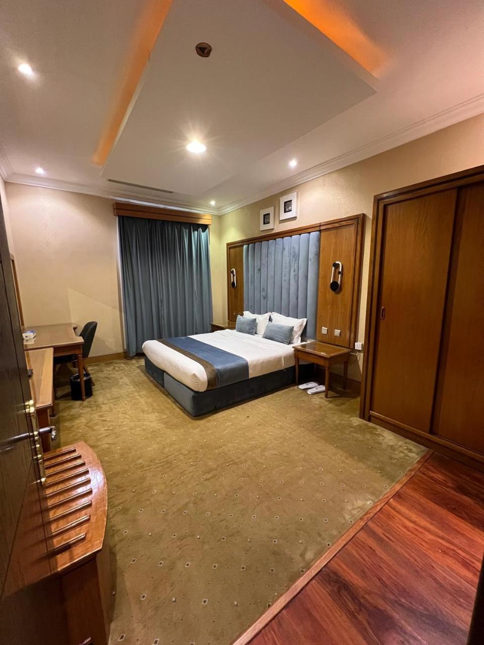 Almasem Luxury Hotel suite 6 Riyad Extérieur photo